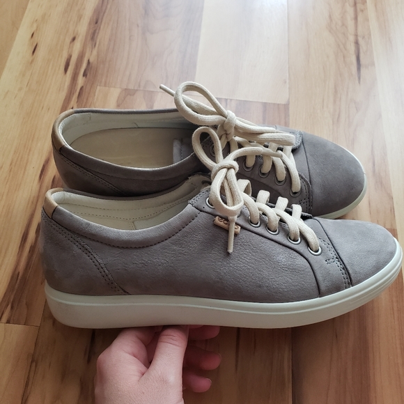 Ecco Soft 7 Gray Leather lace up sneakers - Picture 9 of 10